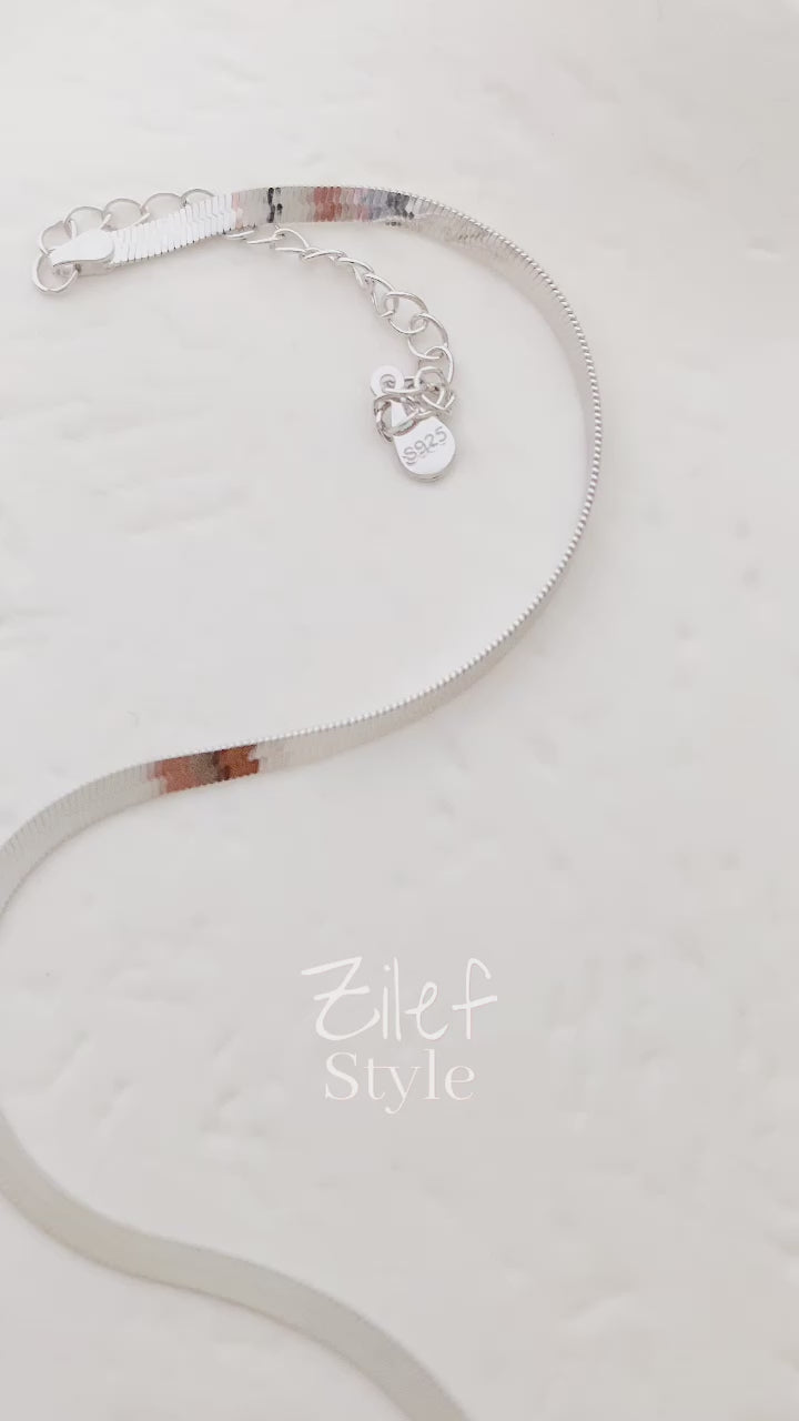 Collar Bondi